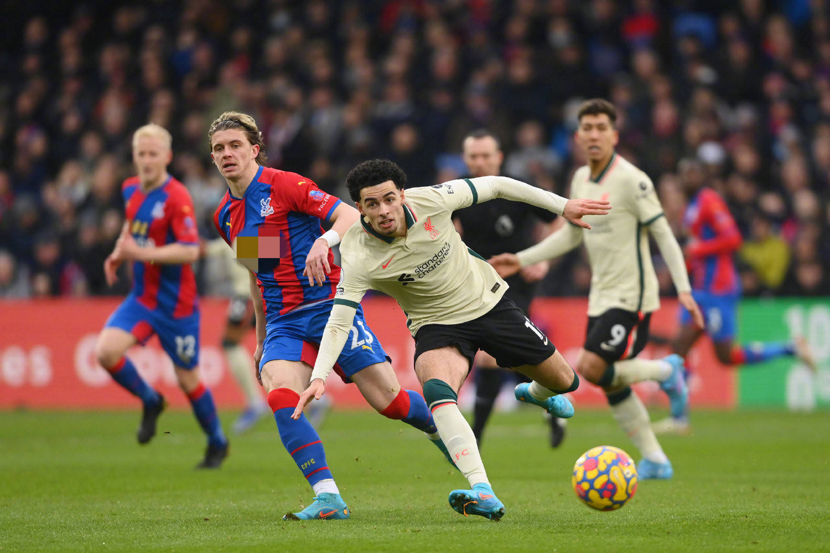 比赛中脱颖 比赛中脱颖